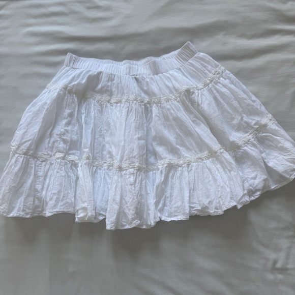 White Mini Skirt - American Eagle - Picture 3 of 3